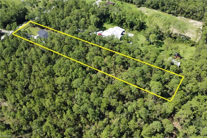 3833  8th SE AVE, Naples, FL 34117