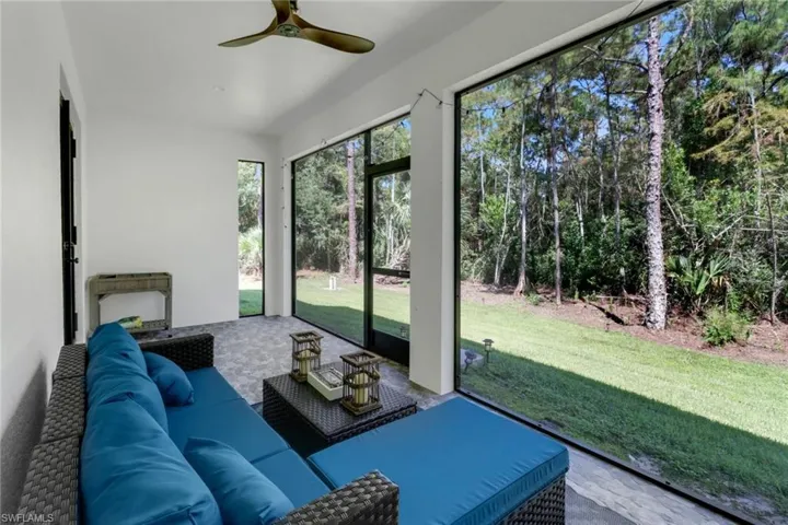 3833  8th SE AVE, Naples, FL 34117