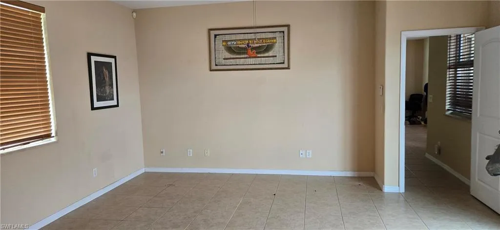 1108 Sw 15th Pl, Cape Coral, Florida 33991