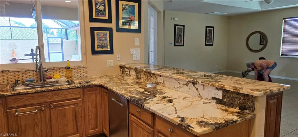 1108 Sw 15th Pl, Cape Coral, Florida 33991