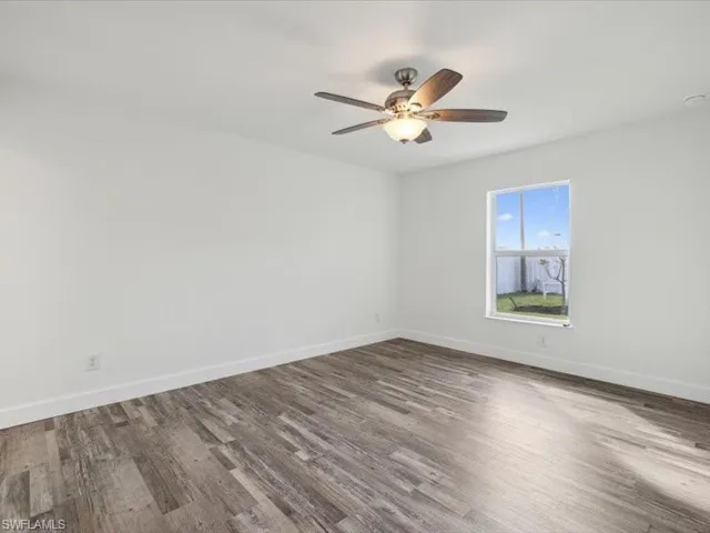 1904 NE 2nd  PL, Cape Coral, FL 33909