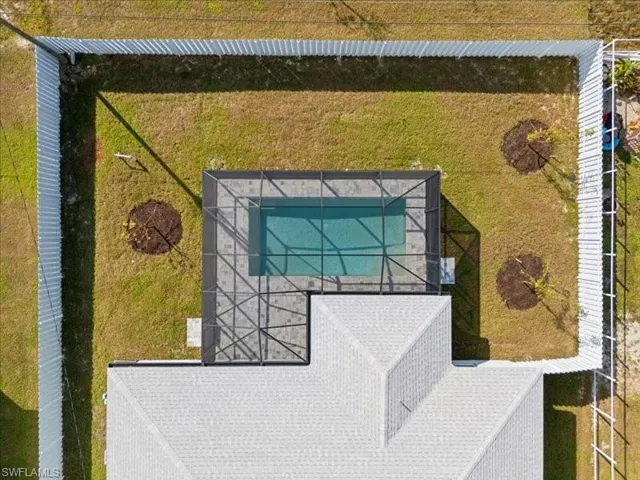 1904 NE 2nd  PL, Cape Coral, FL 33909