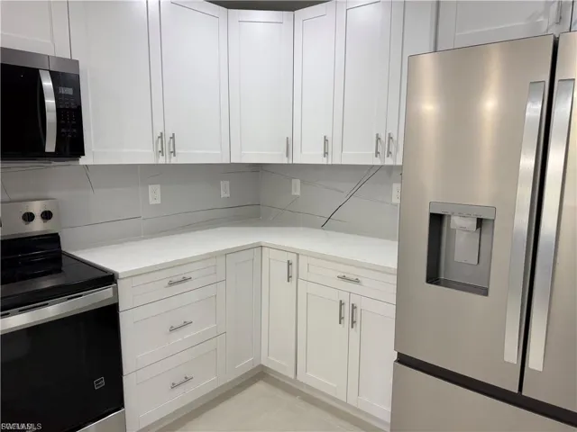 405-407 Chalet Ave S, Lehigh Acres, Florida 33974