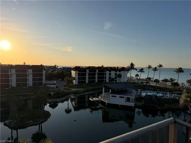 2445 Gulf Dr 22b, Sanibel, Florida 33957