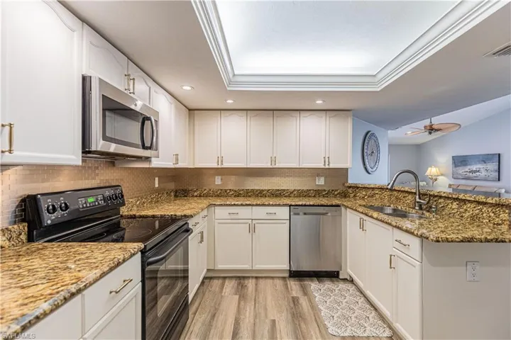 12253  Londonderry  LN, Bonita Springs, FL 34135