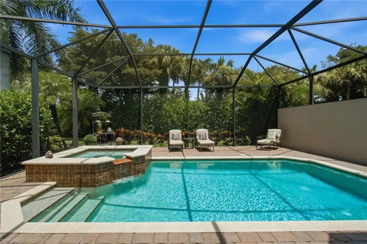 7381 Moorgate Point Way, Naples, Florida 34113