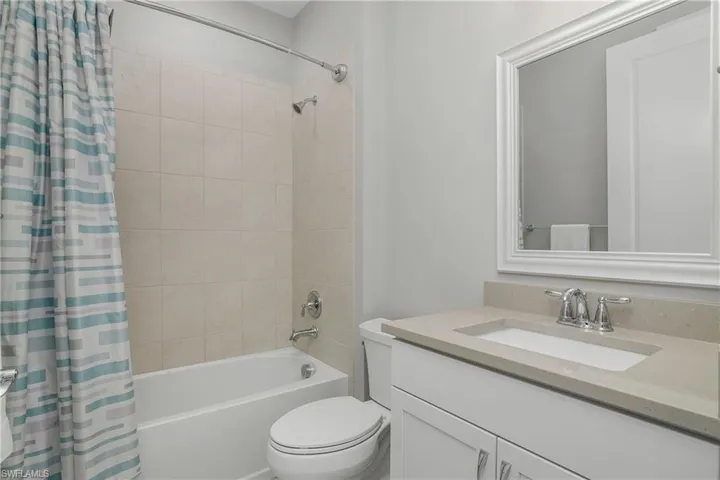 Guest bathroom.