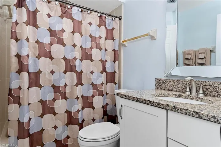 101  Fox Glen  DR, Naples, FL 34104