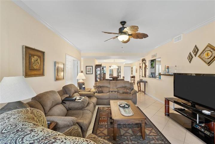 6416  Huntington Lakes  CIR, Naples, FL 34119