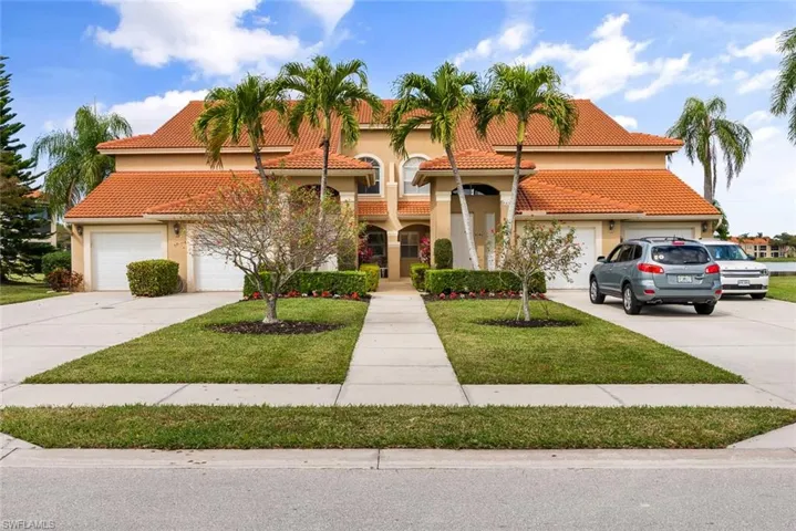 6416  Huntington Lakes  CIR, Naples, FL 34119