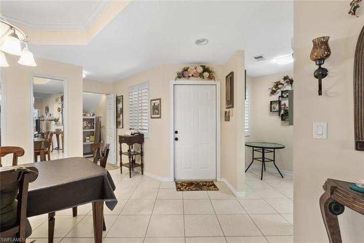 6416  Huntington Lakes  CIR, Naples, FL 34119