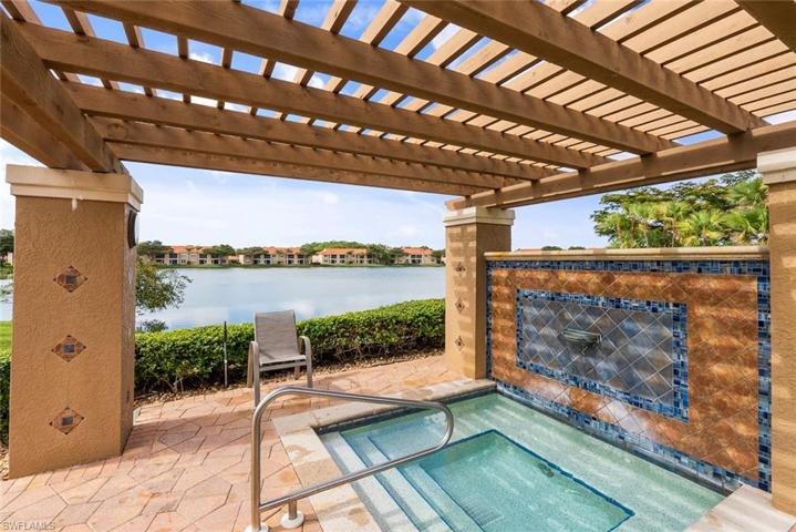 6416  Huntington Lakes  CIR, Naples, FL 34119