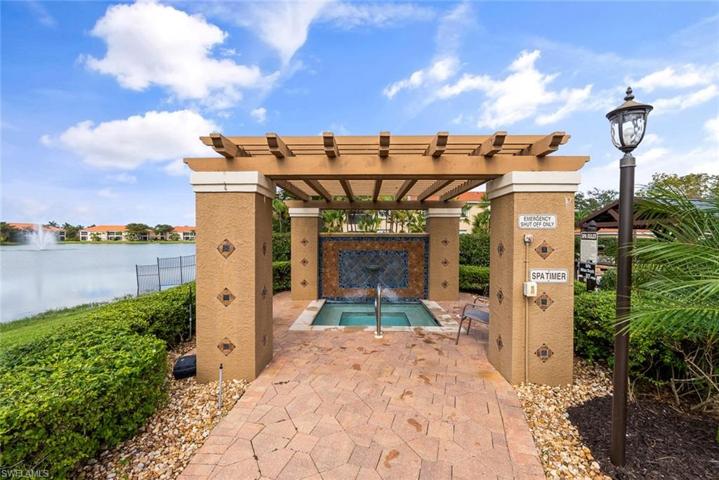 6416  Huntington Lakes  CIR, Naples, FL 34119