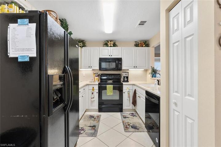 6416  Huntington Lakes  CIR, Naples, FL 34119