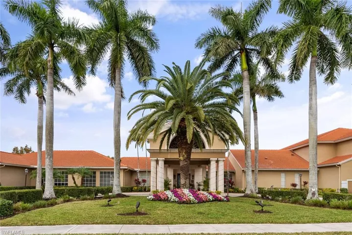 6416  Huntington Lakes  CIR, Naples, FL 34119