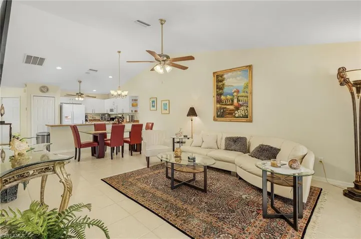 522-524 SE 8th  ST, Cape Coral, FL 33990