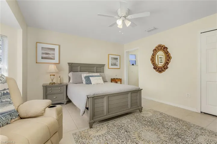 522-524 SE 8th  ST, Cape Coral, FL 33990
