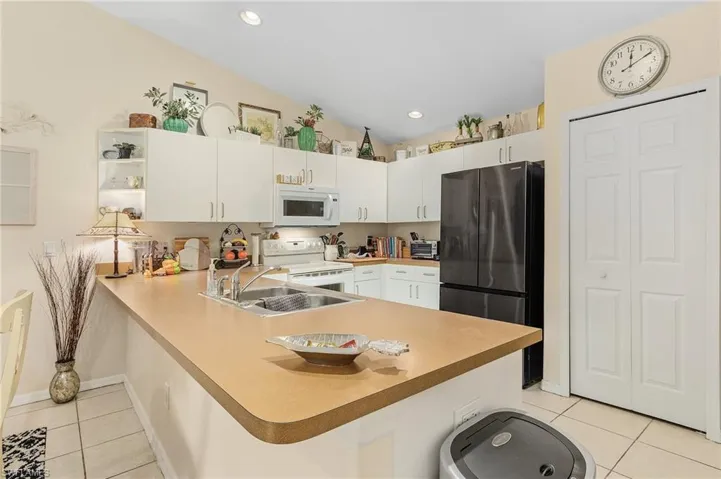 522-524 SE 8th  ST, Cape Coral, FL 33990