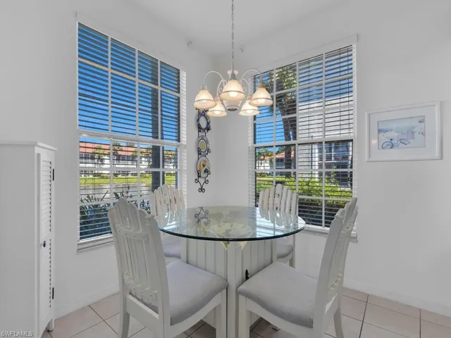 Breakfast Nook