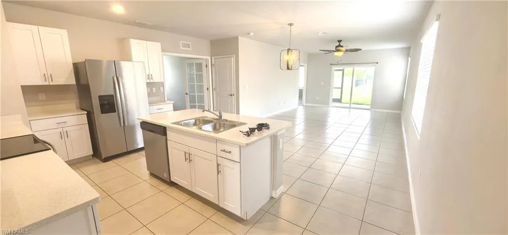 18540 Cronin Sand Ln, North Fort Myers, Florida 33917