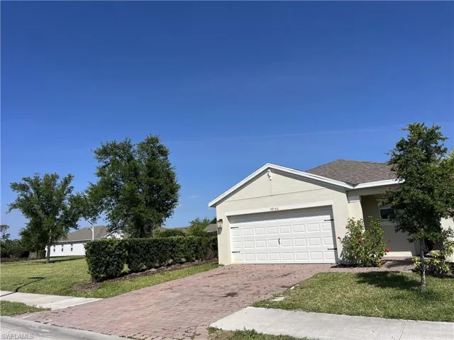 18540 Cronin Sand Ln, North Fort Myers, Florida 33917