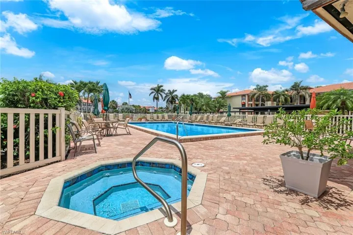 7340  Coventry  CT, Naples, FL 34104