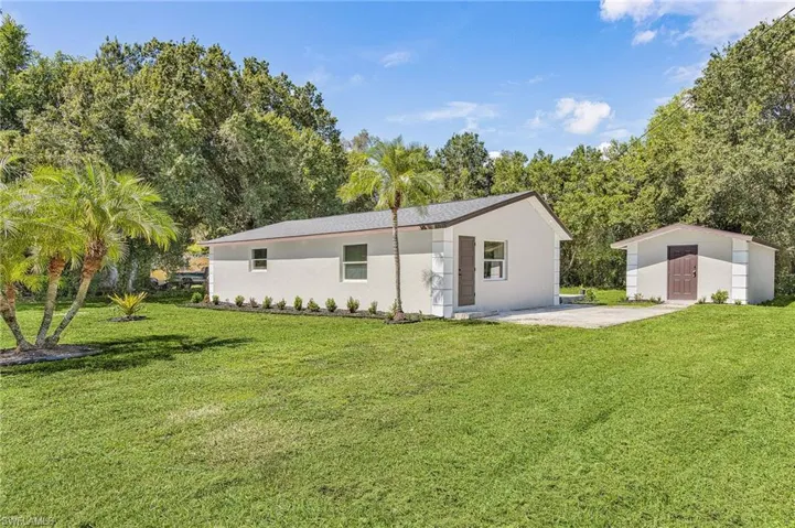 2611 Harmony Ave, North Fort Myers, Florida 33917