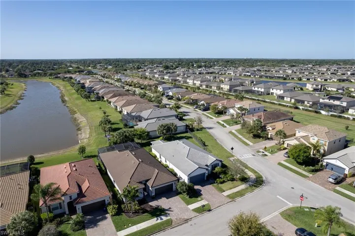 16000 Palmetto Prairie Dr, Alva, Florida 33920