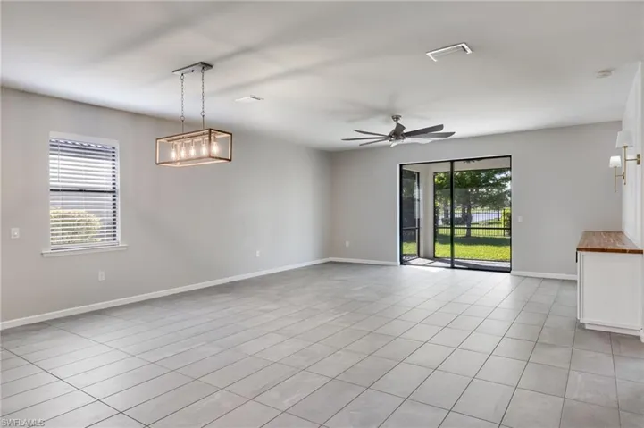 16000 Palmetto Prairie Dr, Alva, Florida 33920