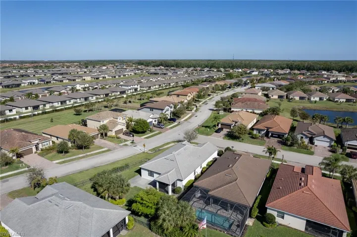 16000 Palmetto Prairie Dr, Alva, Florida 33920