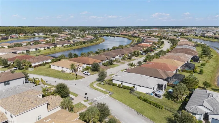 16000 Palmetto Prairie Dr, Alva, Florida 33920