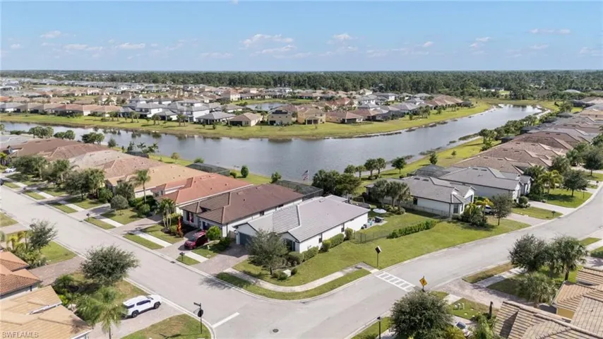 16000 Palmetto Prairie Dr, Alva, Florida 33920