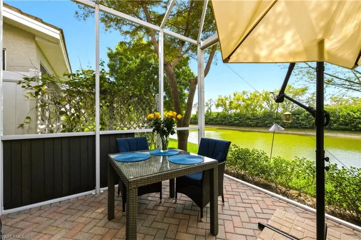 Oversized screened lanai