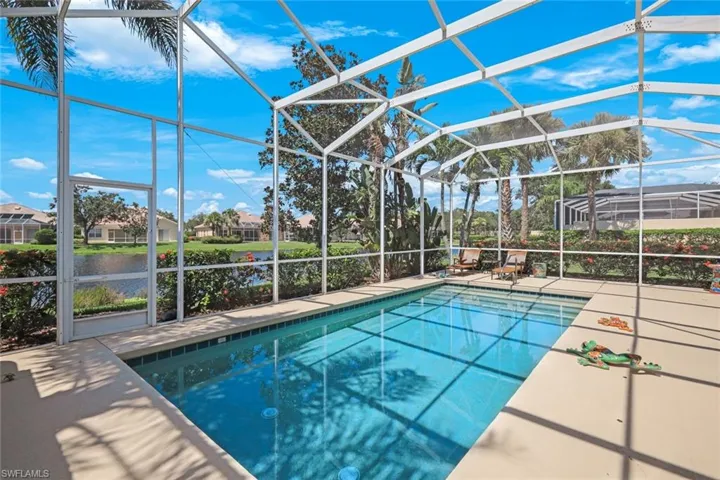 5848 Ferrara Dr, Sarasota, Florida 34238