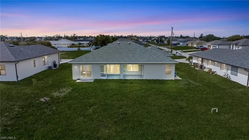 1725 Nw 2nd St, Cape Coral, Florida 33993