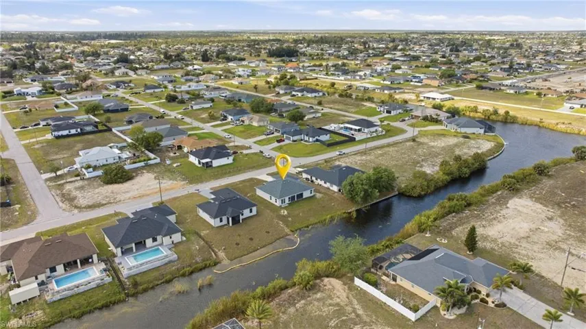 1725 Nw 2nd St, Cape Coral, Florida 33993