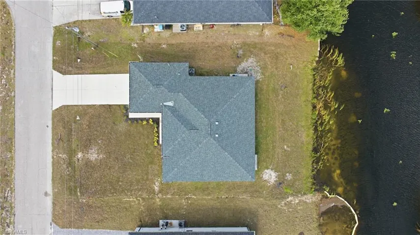 1725 Nw 2nd St, Cape Coral, Florida 33993