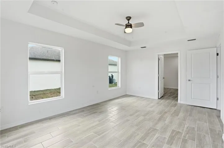 1725 Nw 2nd St, Cape Coral, Florida 33993