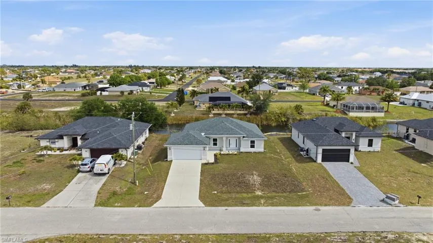 1725 Nw 2nd St, Cape Coral, Florida 33993