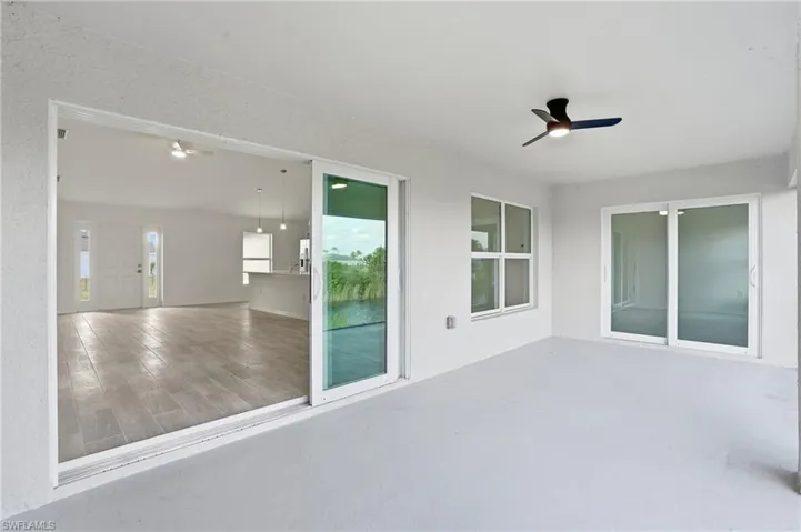 1725 Nw 2nd St, Cape Coral, Florida 33993