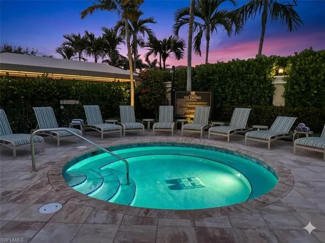13728 Luna Dr, Naples, Florida 34109