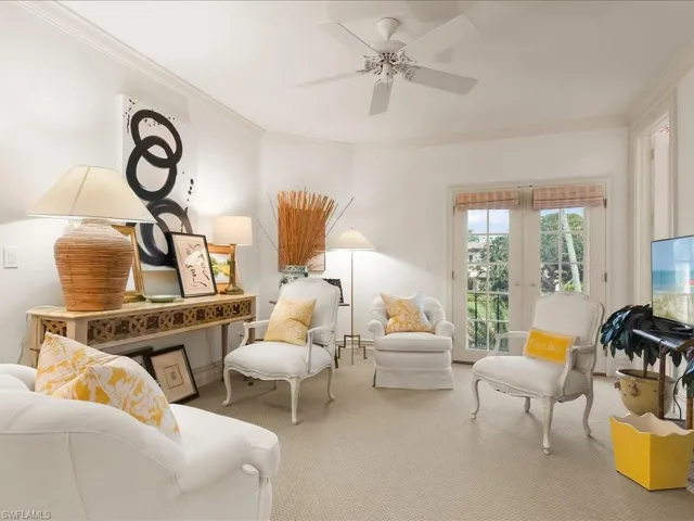 9959 Brassie Bend, Naples, Florida 34108