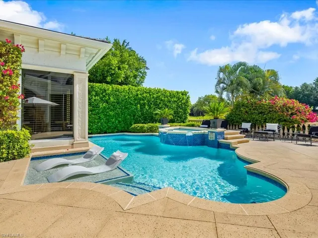 9959 Brassie Bend, Naples, Florida 34108