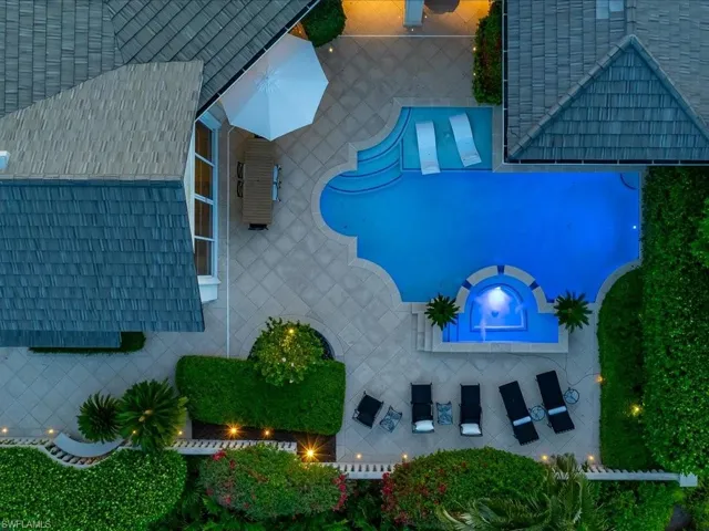 9959 Brassie Bend, Naples, Florida 34108