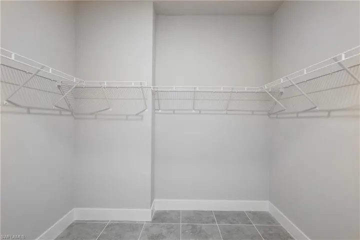 6020 Thrush Ave, Fort Myers Fl 33905