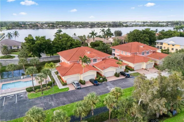 A bird’s-eye view of Gulf Hideaway!