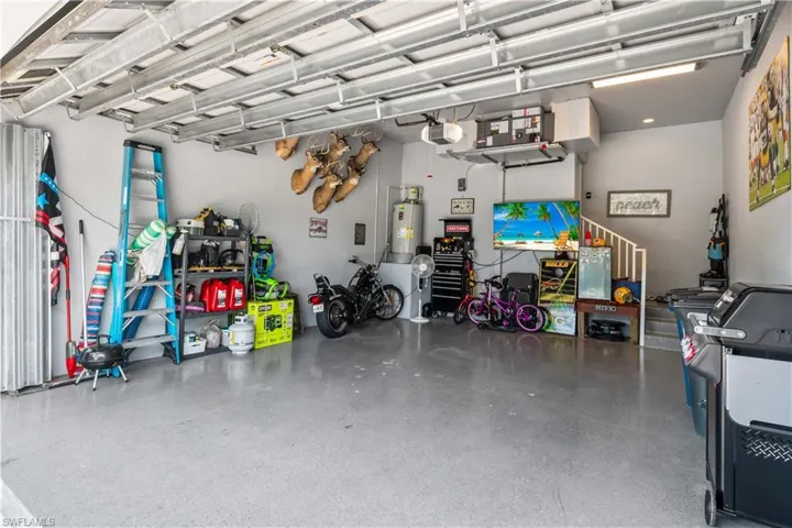 Oversized 1-car garage with plenty of storage for your beach gear, tools, or bikes.