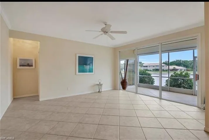 298  EMERALD BAY  CIR, Naples, FL 34108