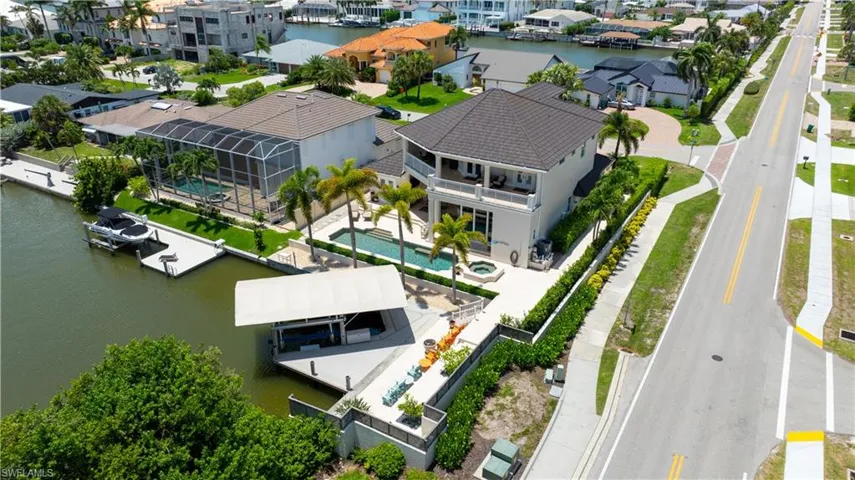 494 Seabee Ave, Naples, Florida 34108