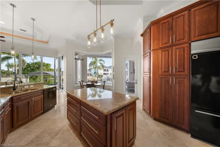 494 Seabee Ave, Naples, Florida 34108